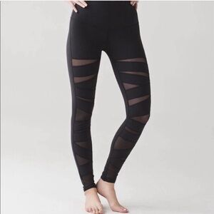 Lululemon Black Mesh Panel Leggings